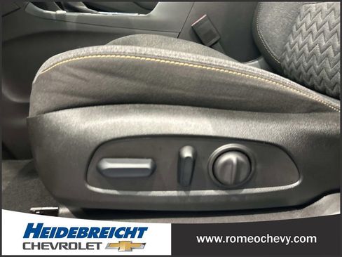 Used 2024 Chevrolet Equinox LT image 13