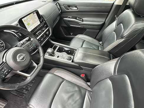 Certified 2023 Nissan Pathfinder SL w/ SL Premium Package image 22