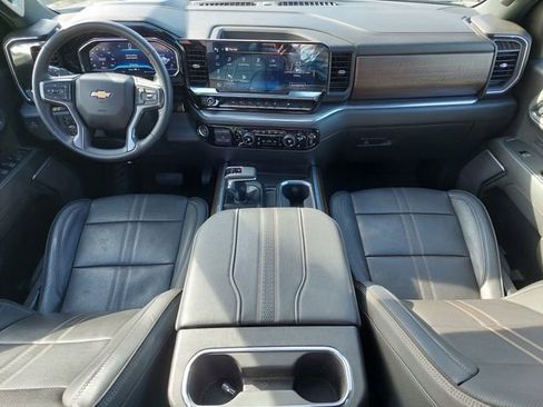 Used 2023 Chevrolet Silverado 1500 High Country w/ Technology Package image 33