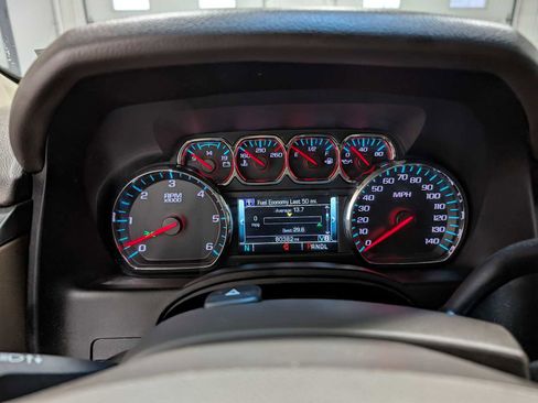 Used 2019 Chevrolet Tahoe LT image 24
