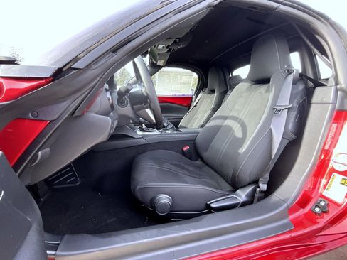 New 2025 MAZDA MX-5 Miata Club image 11
