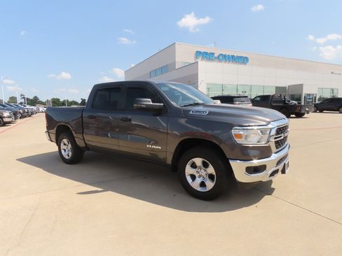 Used 2023 RAM 1500 Big Horn AWD/4WD image 7