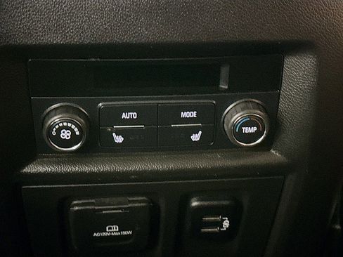 Used 2018 Chevrolet Traverse High Country w/ LPO, 'HIT The Road' Package image 27