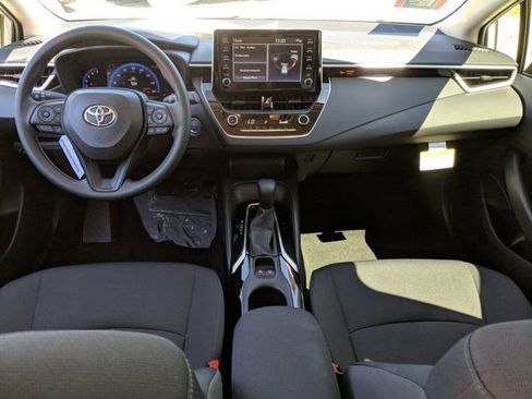 Used 2020 Toyota Corolla LE image 14