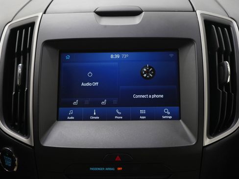 Used 2018 Ford Edge SEL w/ Equipment Group 201A AWD/4WD image 16