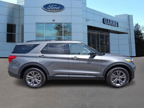 Certified 2023 Ford Explorer XLT w/ Equipment Group 202A image 7