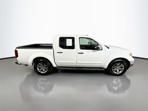 Used 2019 Nissan Frontier SL RWD image 8