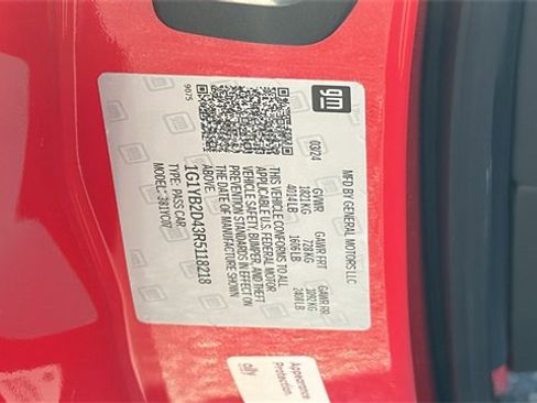 Used 2024 Chevrolet Corvette Stingray Preferred Cpe w/ 2LT image 31