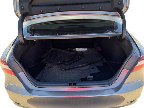 Used 2023 Toyota Camry LE image 19