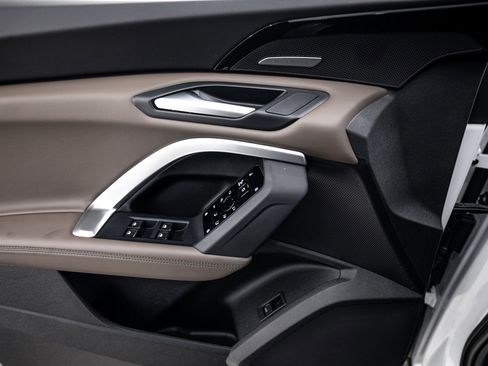 Certified 2025 Audi Q5 Premium Plus w/ Premium Plus image 14