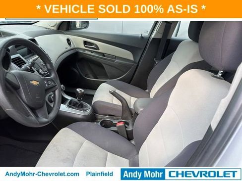 Used 2013 Chevrolet Cruze LS FWD image 15