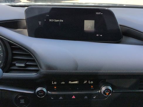 Used 2022 MAZDA MAZDA3 s FWD image 18
