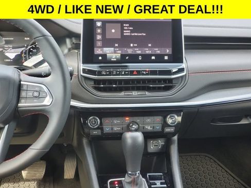 Used 2026 Jeep Compass Trailhawk AWD/4WD image 27