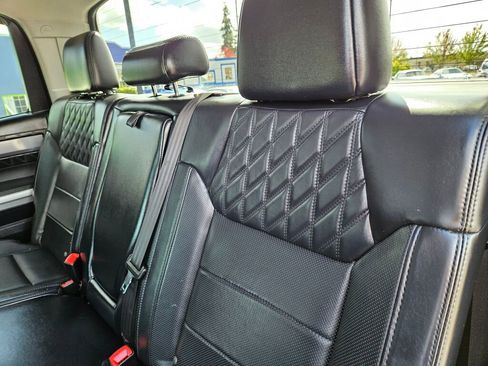 Used 2015 Toyota Tundra Platinum image 14