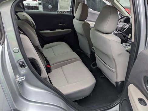 Used 2022 Honda HR-V LX image 16