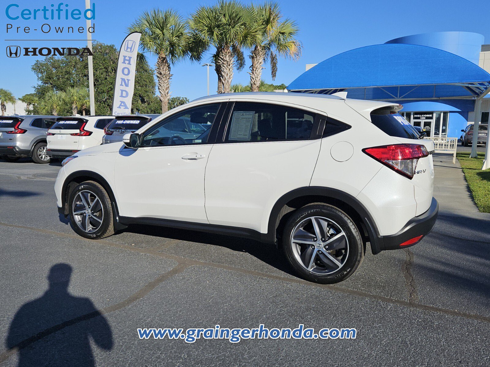 Certified 2021 Honda HR-V EX-L image 3