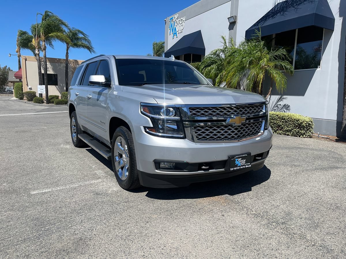 Used 2017 Chevrolet Tahoe LT w/ LT Signature Package RWD image 3