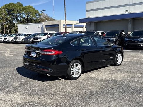 Used 2018 Ford Fusion S image 5