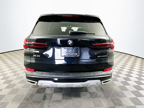 Used 2025 BMW X5 xDrive40i w/ Premium Package image 8