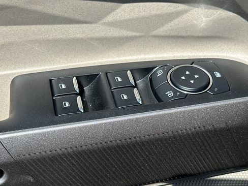 New 2025 Ford Maverick Lariat image 14