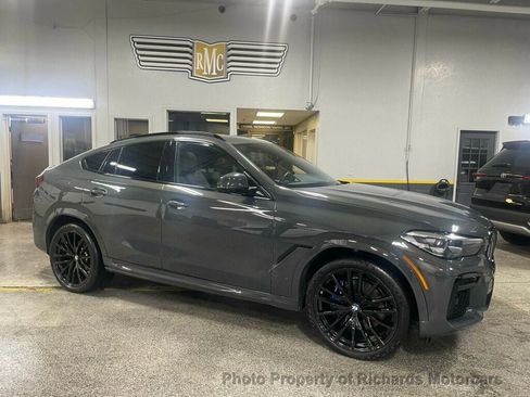 Used 2023 BMW X6 xDrive40i image 2