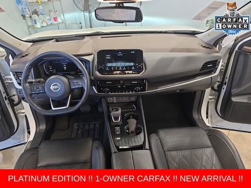 Used 2021 Nissan Rogue Platinum image 12