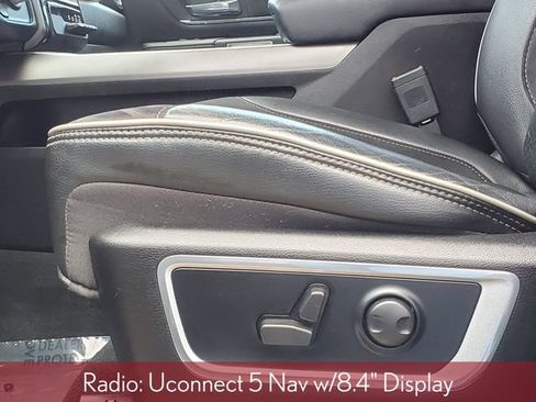 Used 2023 RAM 1500 Laramie AWD/4WD image 11