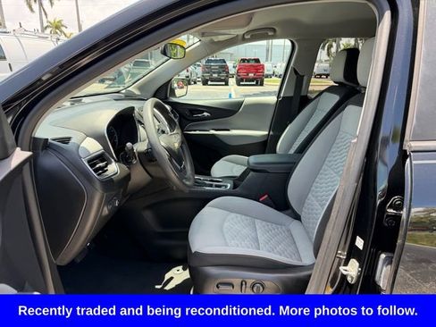 Used 2021 Chevrolet Equinox LS w/ LS Convenience Package FWD image 9