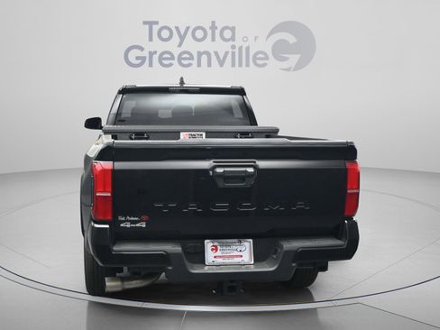 Certified 2024 Toyota Tacoma SR5 AWD/4WD image 13