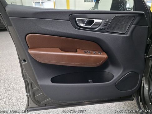Used 2019 Volvo XC60 T5 Inscription FWD image 16