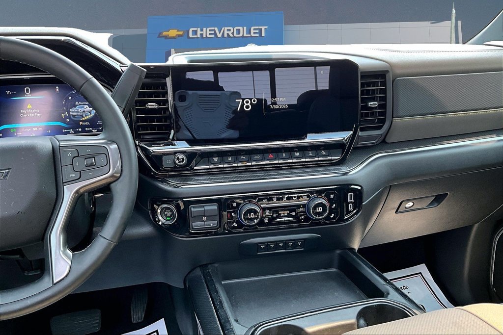 Used 2026 Chevrolet Silverado 2500 ZR2 AWD/4WD image 11
