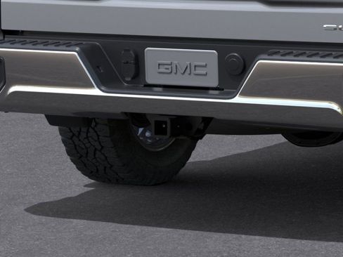New 2026 GMC Sierra 1500 SLE w/ Preferred Package image 14