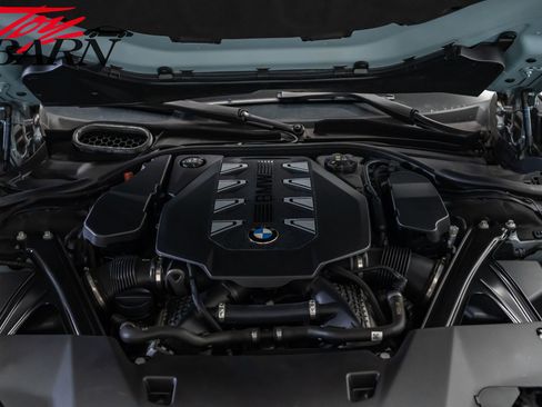 Used 2023 BMW 760i xDrive image 55