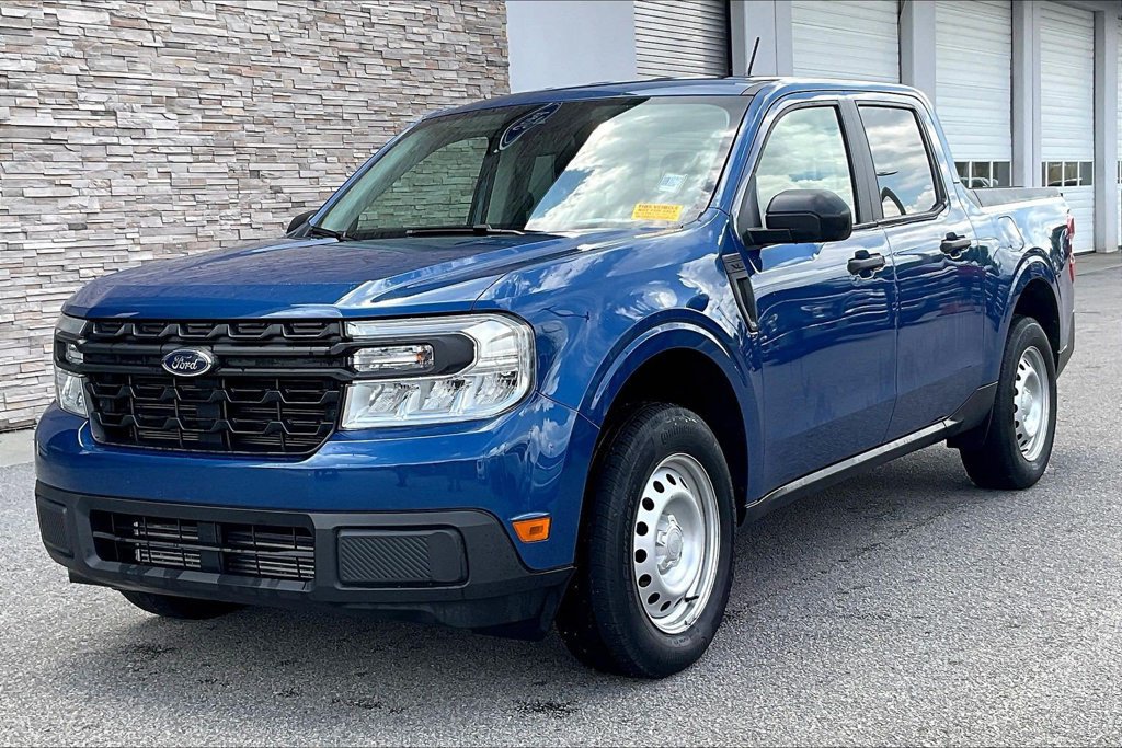Used 2024 Ford Maverick XL w/ Equipment Group 100A Standard AWD/4WD image 3