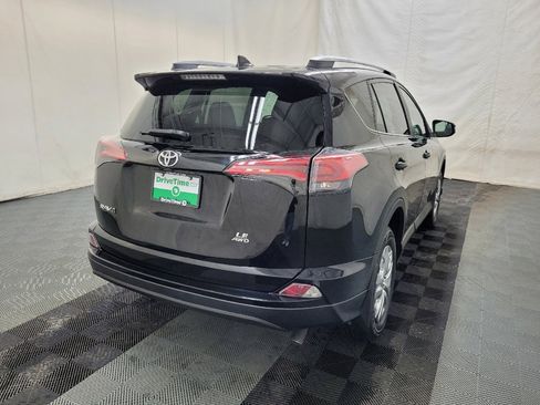 Used 2016 Toyota RAV4 LE AWD/4WD image 9