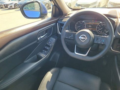 Certified 2023 Nissan Rogue SV w/ SV Premium B Package AWD/4WD image 20