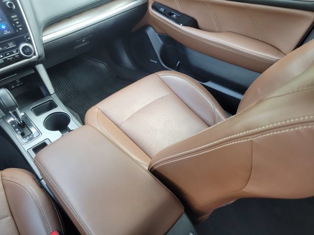 Used 2019 Subaru Outback 3.6R Touring AWD/4WD image 16