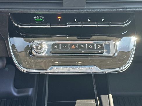 Certified 2024 Lincoln Corsair FWD w/ Equipment Group 101A image 32