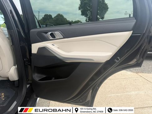 Used 2019 BMW X5 xDrive40i w/ Premium Package 2 AWD/4WD image 55