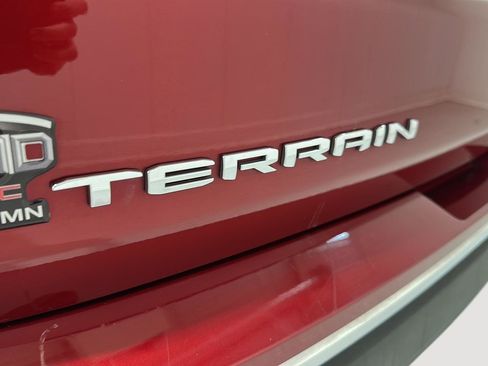 Used 2024 GMC Terrain SLT w/ Infotainment Package II AWD/4WD image 31