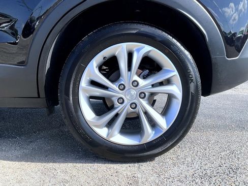 Certified 2023 Buick Encore GX Preferred w/ Cold Weather Comfort Package FWD image 22