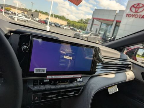 New 2026 Toyota Camry SE w/ Multimedia Upgrade Package FWD image 21