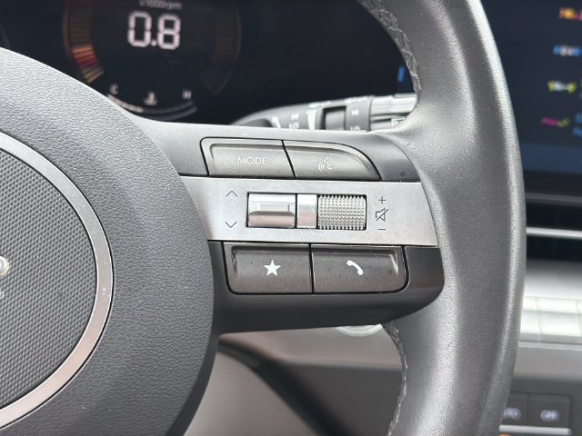Certified 2025 Hyundai Kona SEL FWD image 26