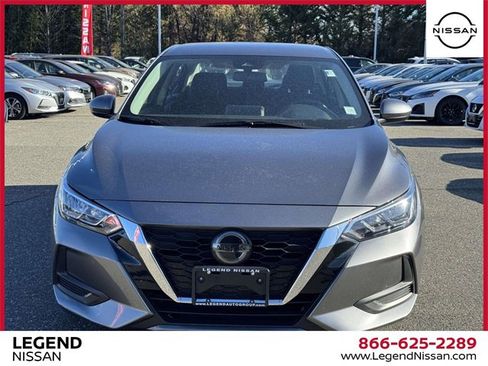 Used 2023 Nissan Sentra SV image 2