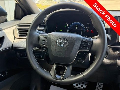 Used 2026 Toyota Camry SE w/ Multimedia Upgrade Package FWD image 14
