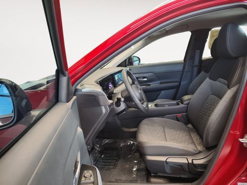 Certified 2026 Nissan Kicks SV FWD image 24