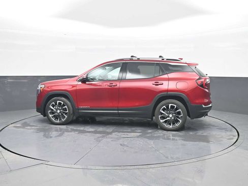 Used 2023 GMC Terrain SLT image 5