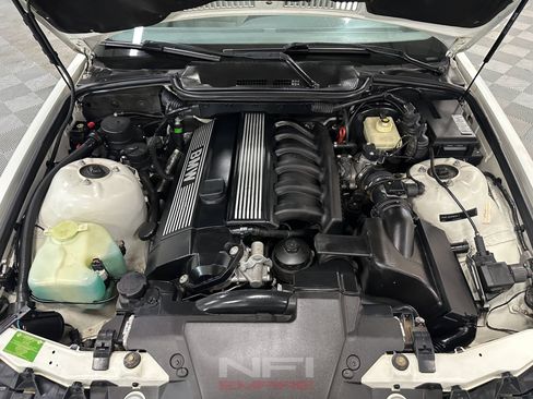 Used 1999 BMW 323i Convertible RWD image 53