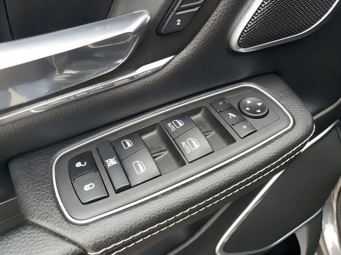 Used 2022 RAM 1500 Laramie image 29