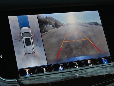 New 2025 Cadillac XT6 Sport w/ Platinum Package image 13